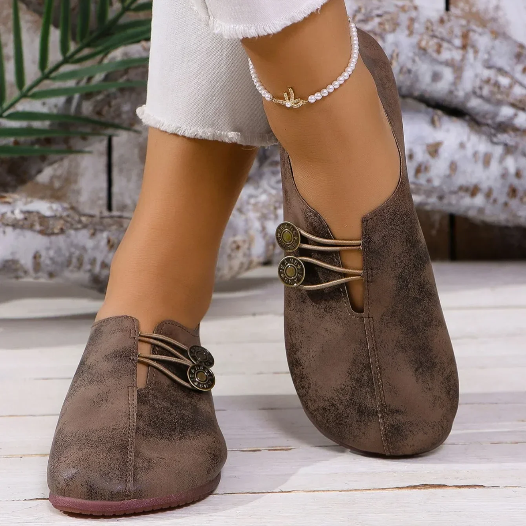 Astrid | Komfortabel Suède Loafer med Antislip Sål l Vanero