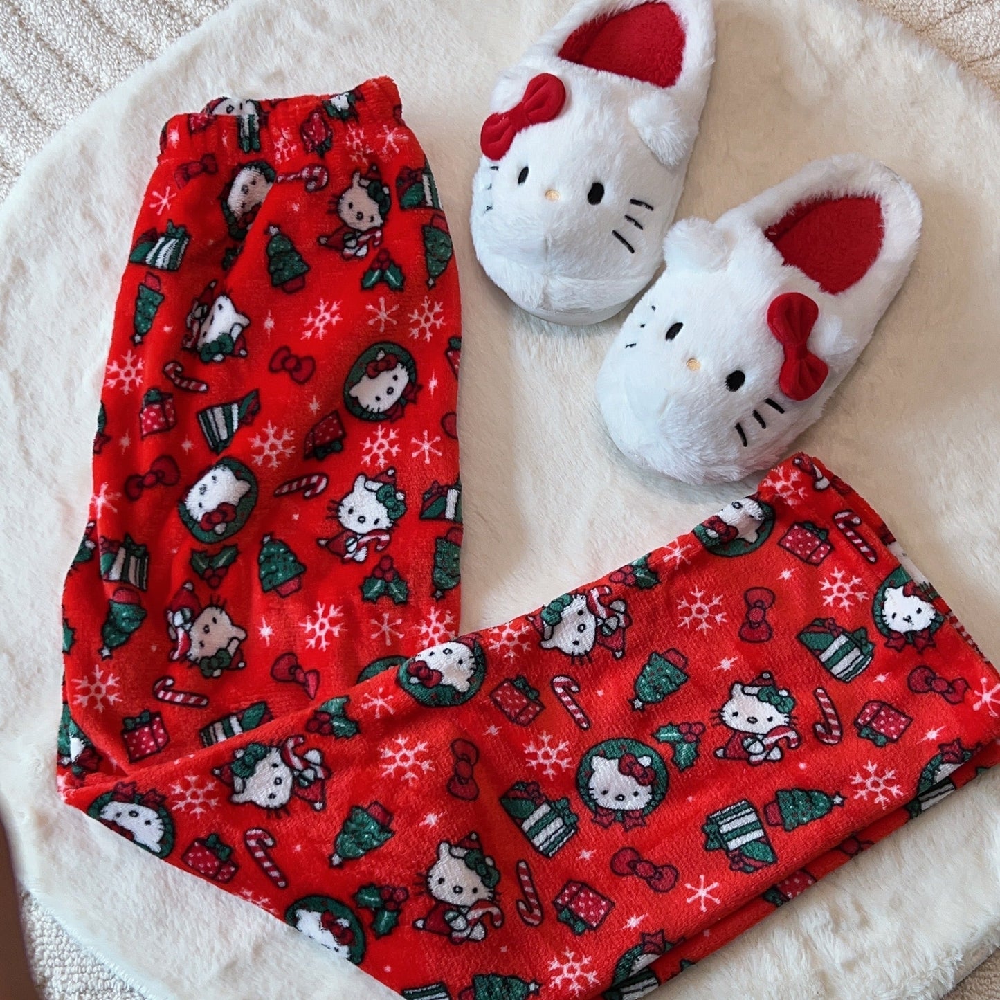 KittySnuggs l Kitty Mat pyjamas l Vanero