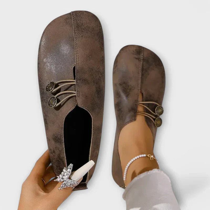 Astrid | Komfortabel Suède Loafer med Antislip Sål l Vanero