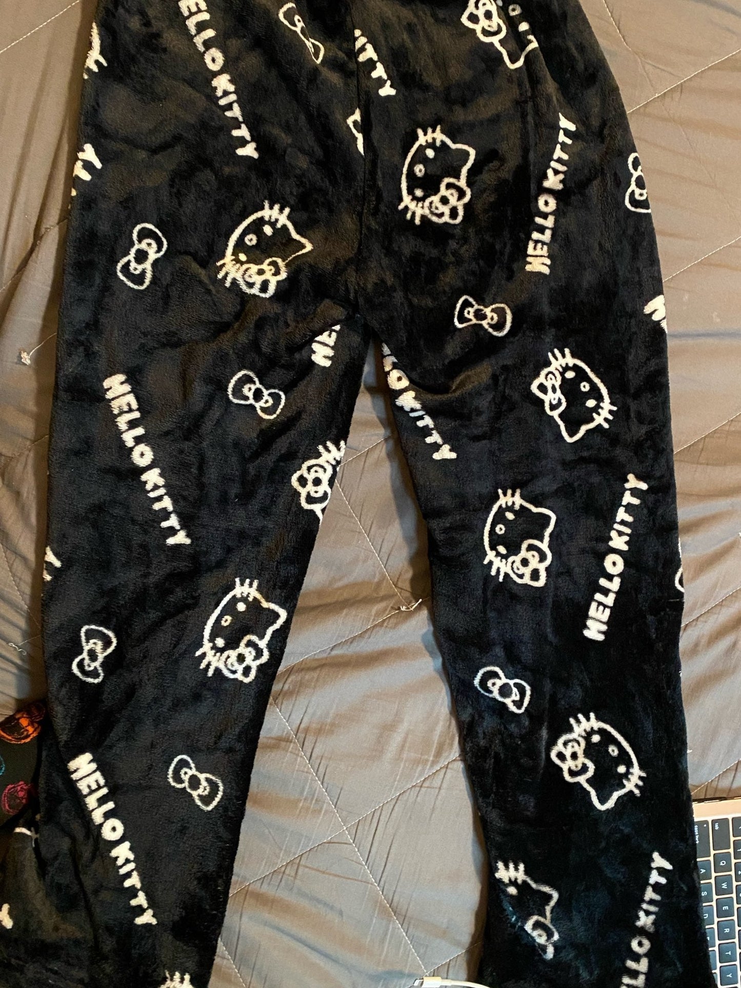 KittySnuggs l Kitty Mat pyjamas l Vanero