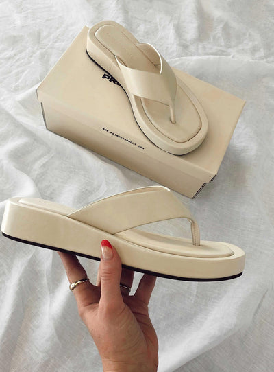 BreezyLift l Flip-Flops l Vanero