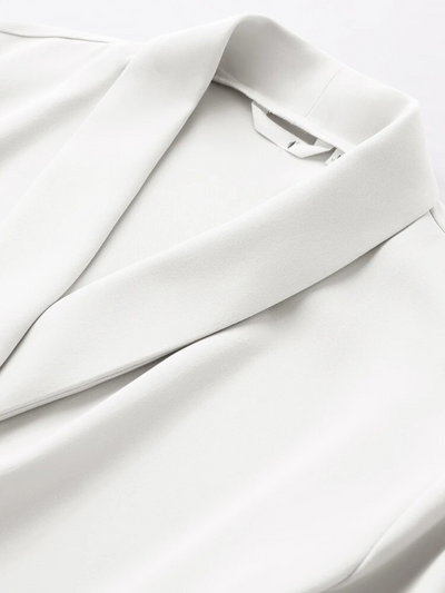 Asymmetrisk l chiffongbluse med jakkekrage l Vanero