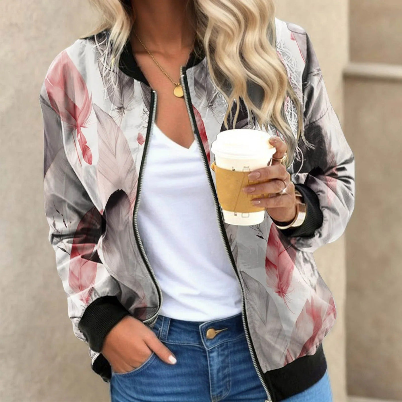 Blomstret Bomberjakke med Fjerprint | Polyester | Elegant og Afslappet l Vanero