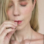 BreatheEase Rustfrit Stål Konstruktion | Halskæde | Geometrisk Vedhæng til Daglig Brug & Lag-På-Lag Styling | Vanero