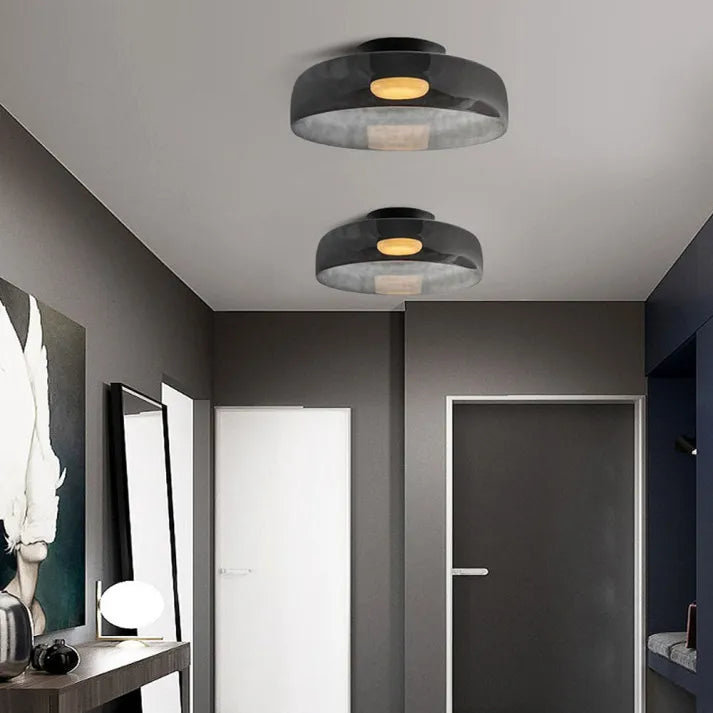 Glas Loftlampe Med Metalkonstruktion | E27 Loftbelysning Til Indendørs Brug | Fås I Ravglas Eller Klart Glas | Vanero