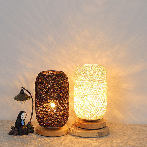 LED Bordlampe Rattan & Træ | Dæmpbar Flettet Kuglelampe | Dekorativ Indendørs Belysning | Vanero