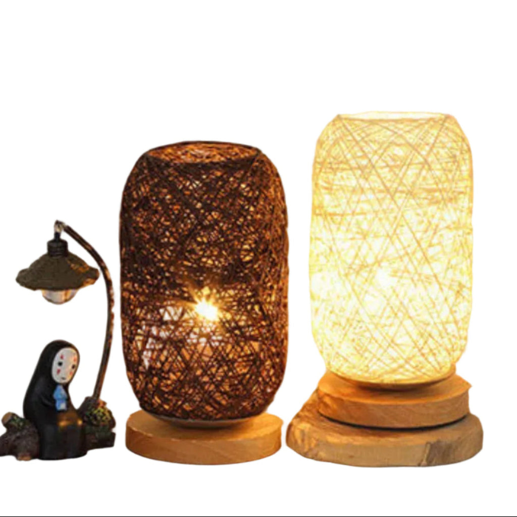 LED Bordlampe Rattan & Træ | Dæmpbar Flettet Kuglelampe | Dekorativ Indendørs Belysning | Vanero