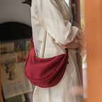 Dame Crossbody Taske i Polyester & Nylon | Justerbar Rem & Flere Lommer | Kompakt Sling Skuldertaske Til Hverdagsbrug | Vanero