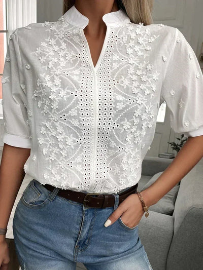 Bluse med Fine Detaljer | Blødt Materiale | Ubesværet & Yndefuld l Vanero