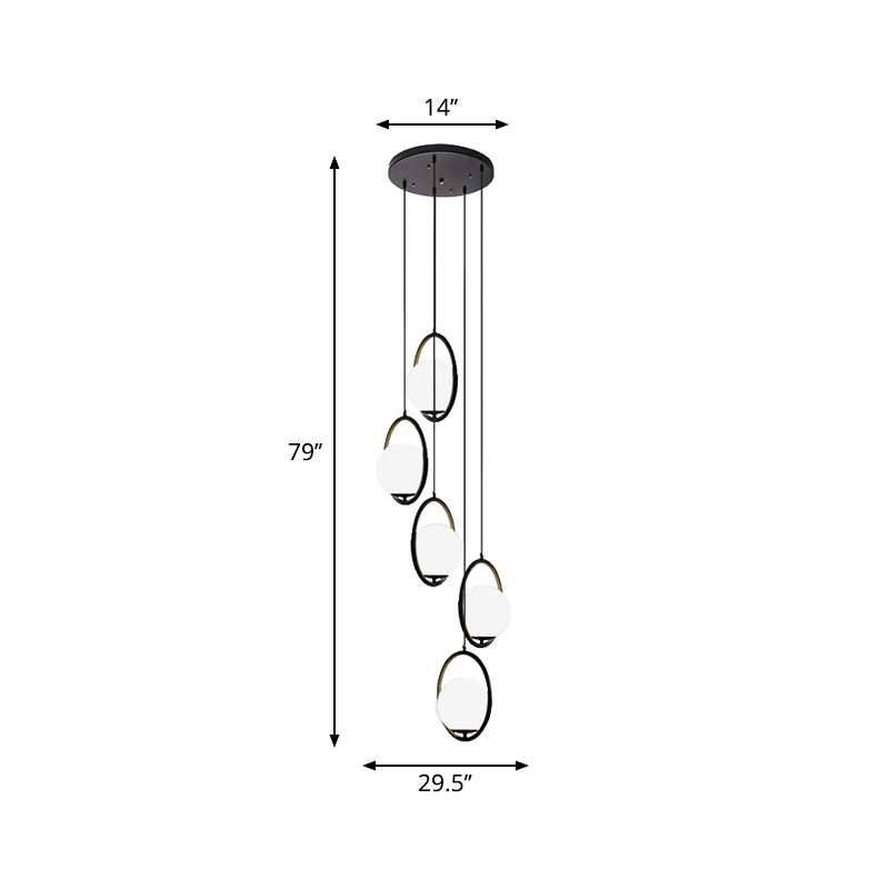 Lysekrone Med Flere Glasglobuser | Sort Metal Og Glas Konstruktion | Trappe Og Højloftet Indendørs Belysning | Vanero