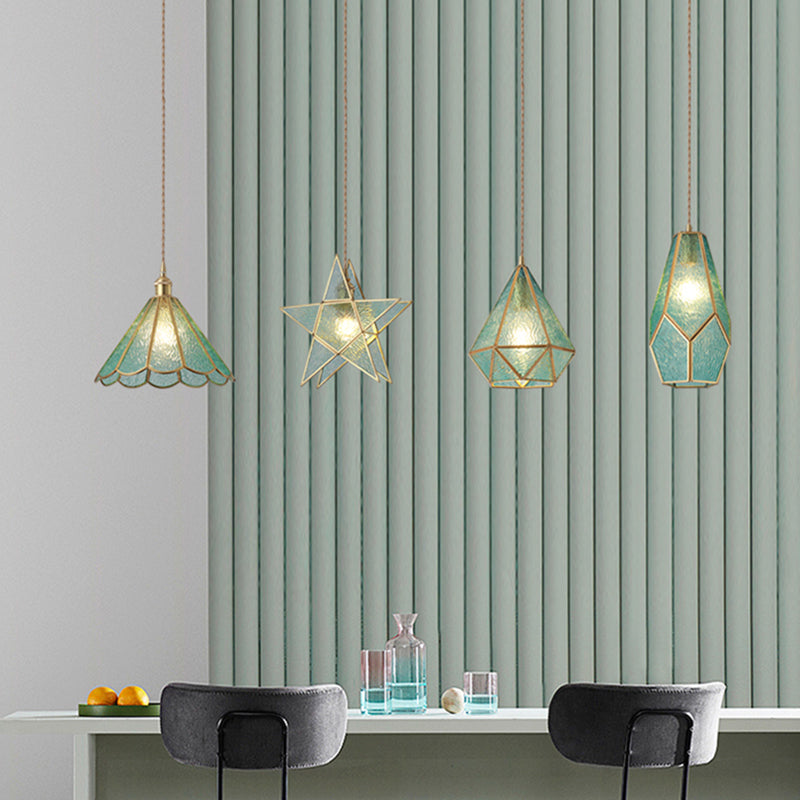 Suspenderet Belysningsarmatur Tiffany Stil Skærmet Glas Hængende Pendel | Messing Loftplade | Vanero