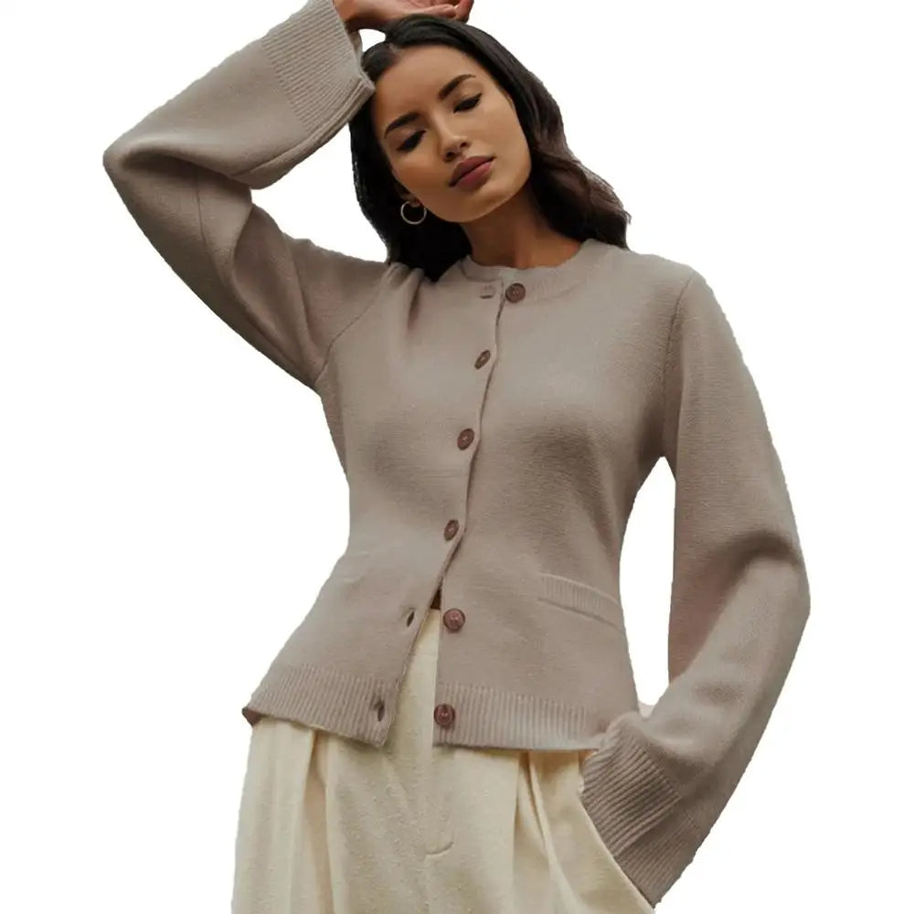 Amora | Dame cardigan Uldblanding med knapper | Vanero
