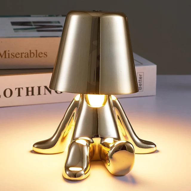 Genopladelig Bordlampe Med Justerbare Lysindstillinger | Transportabel LED Belysning I Aluminium Og Harpiks | Vanero
