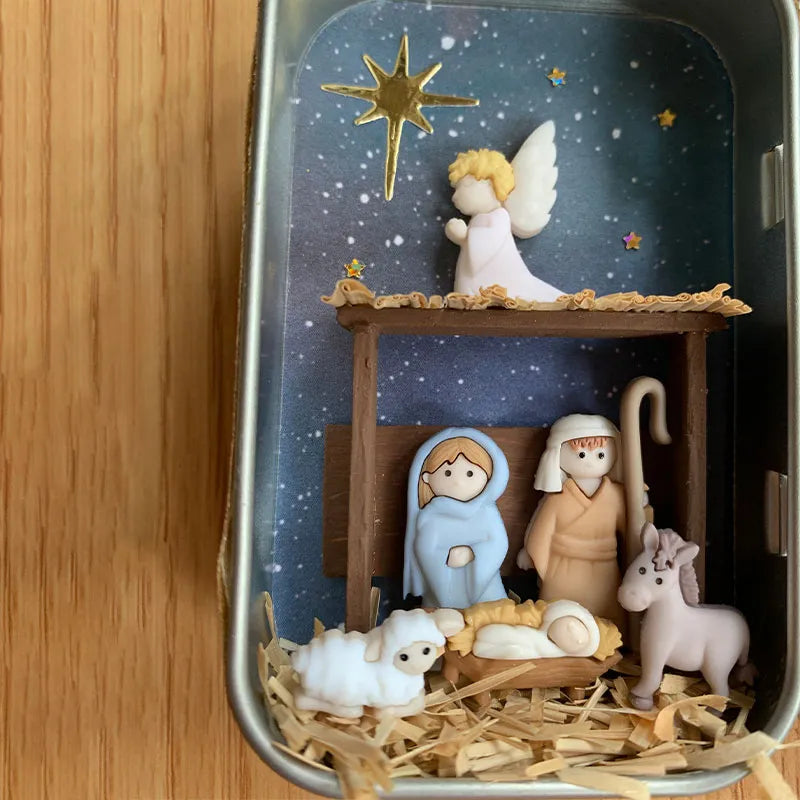 Mini Julekrybbe | Håndlavet Julekribbe i Lille Format | Vanero