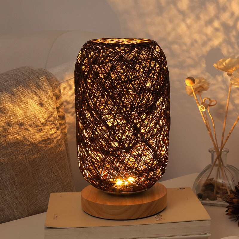 LED Bordlampe Rattan & Træ | Dæmpbar Flettet Kuglelampe | Dekorativ Indendørs Belysning | Vanero