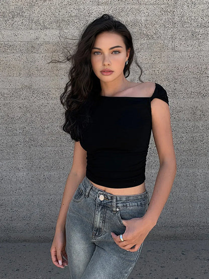 Asymmetrisk Crop Top | Off-Shoulder | Moderne og Elegant l Vanero