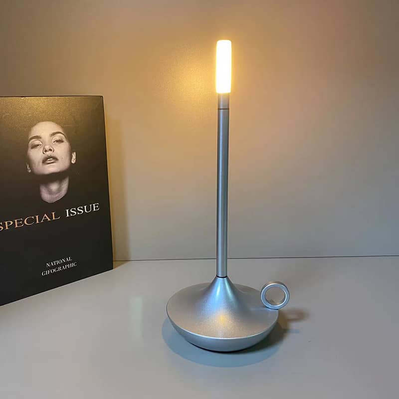 WeGlow | Genopladelig Skrive Bords Lampe | Vanero