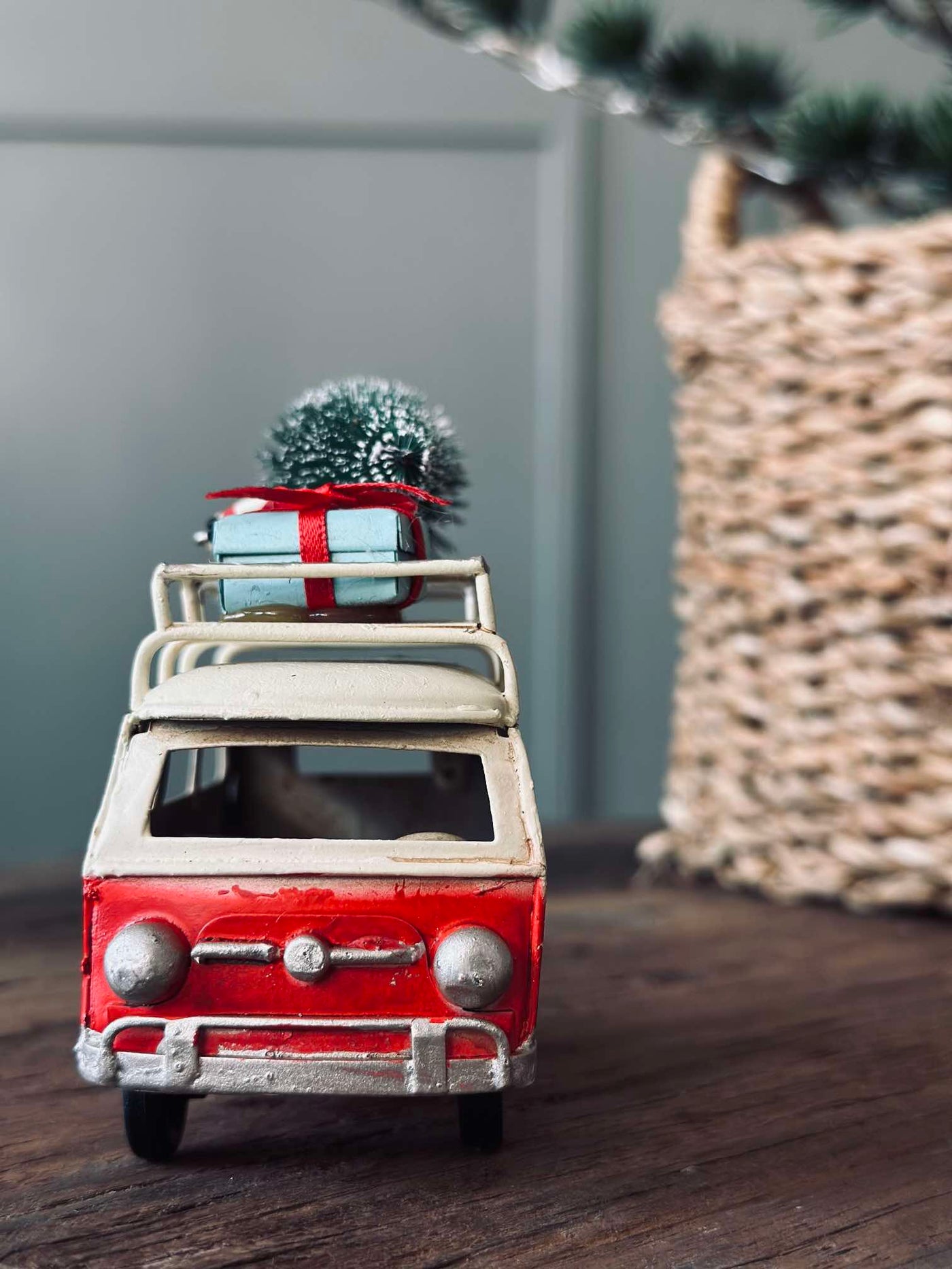 ChristmasCarriage | Bil med Juletræ og Gaver | Vanero