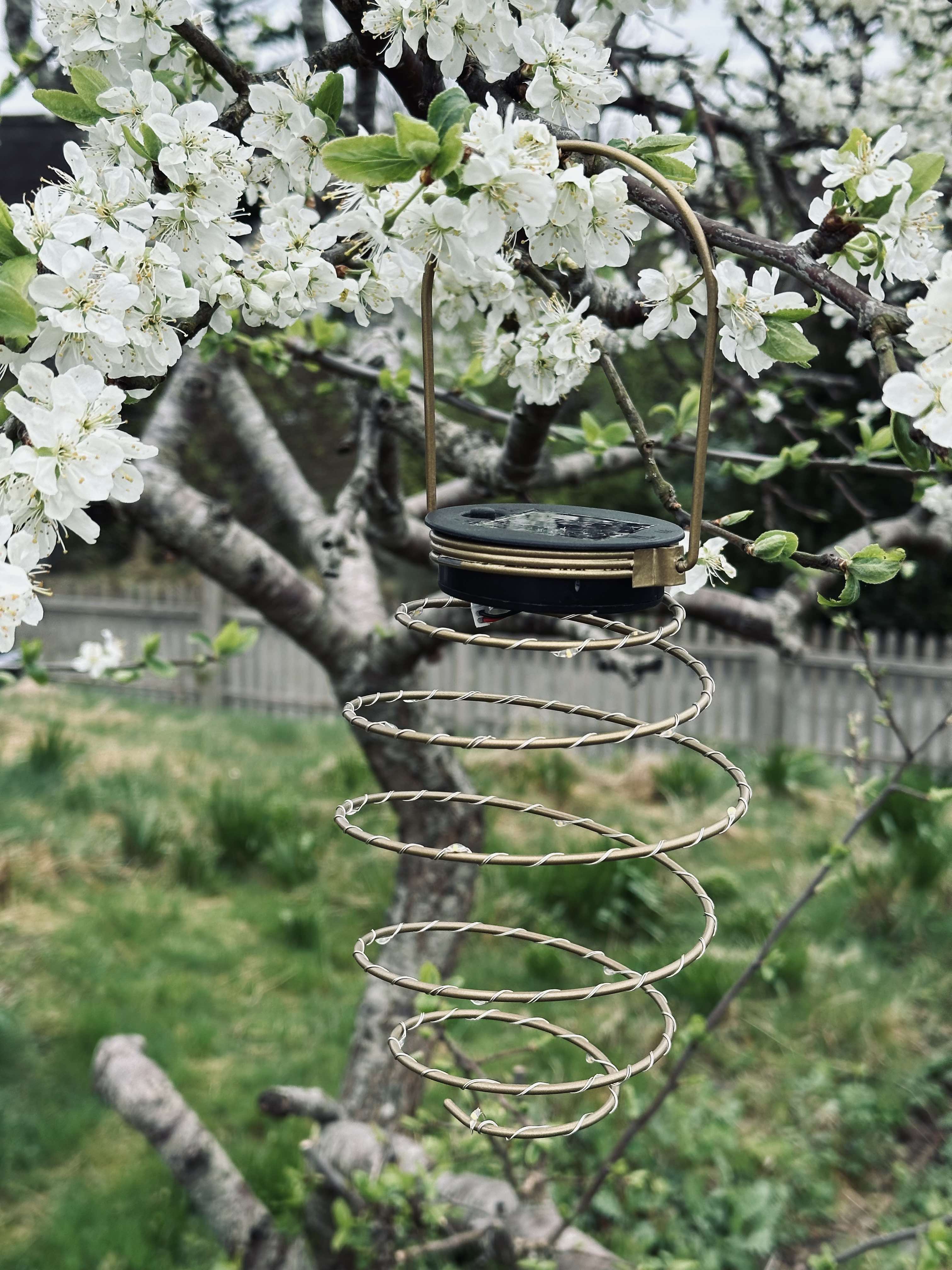 Solcelle Spiral Havelys Gyldent Skær | Sæt Med 2 Dekorative Udendørs LED Lys | Sti Blomsterbed & Terrasselys | Vanero