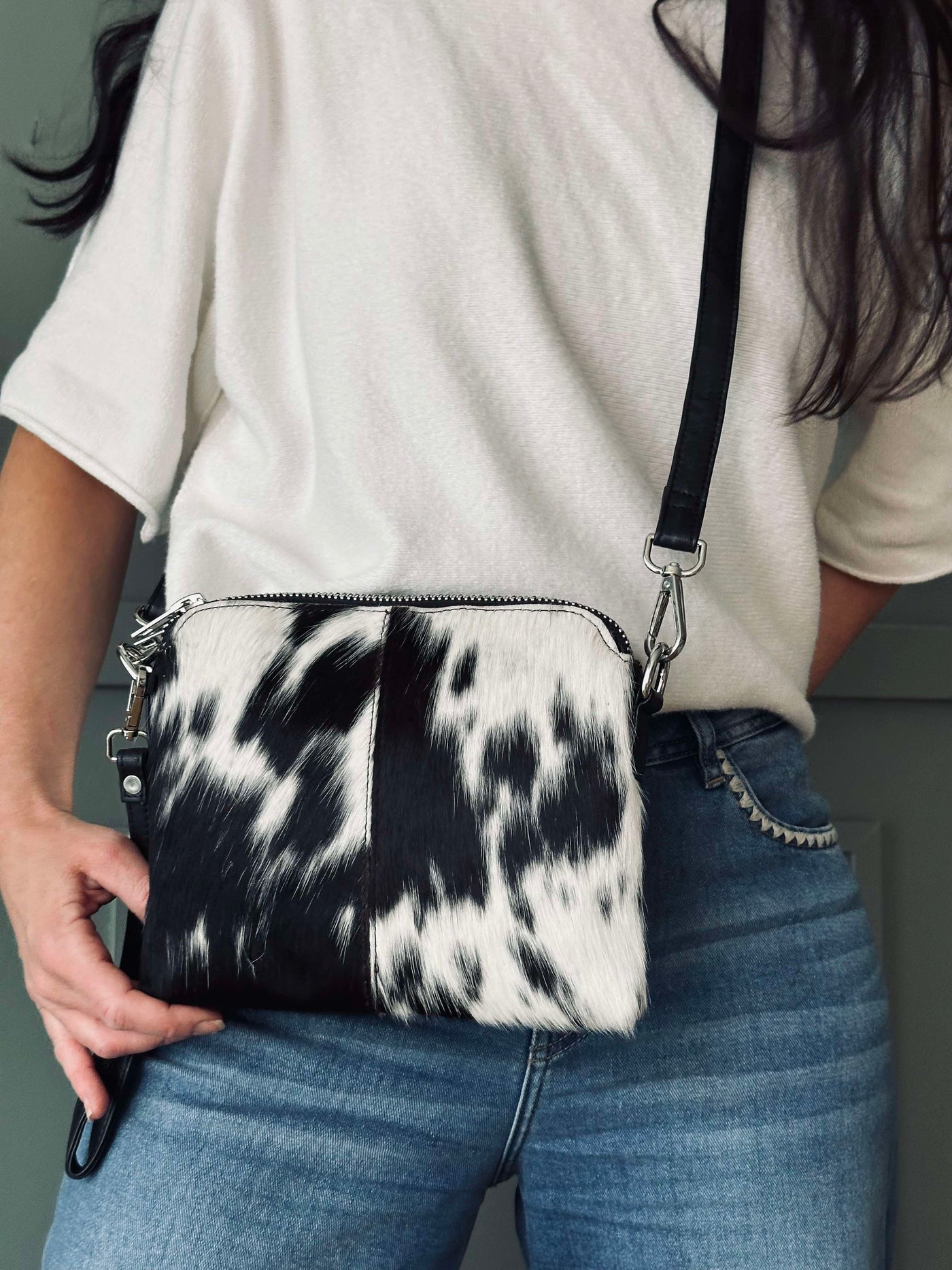 Crossbody clutch | ALICE - COW  | Vanero
