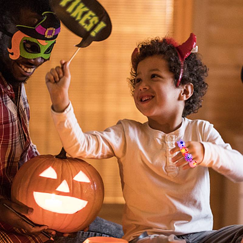 Lysende | Halloweenringe og Brocher | Vanero