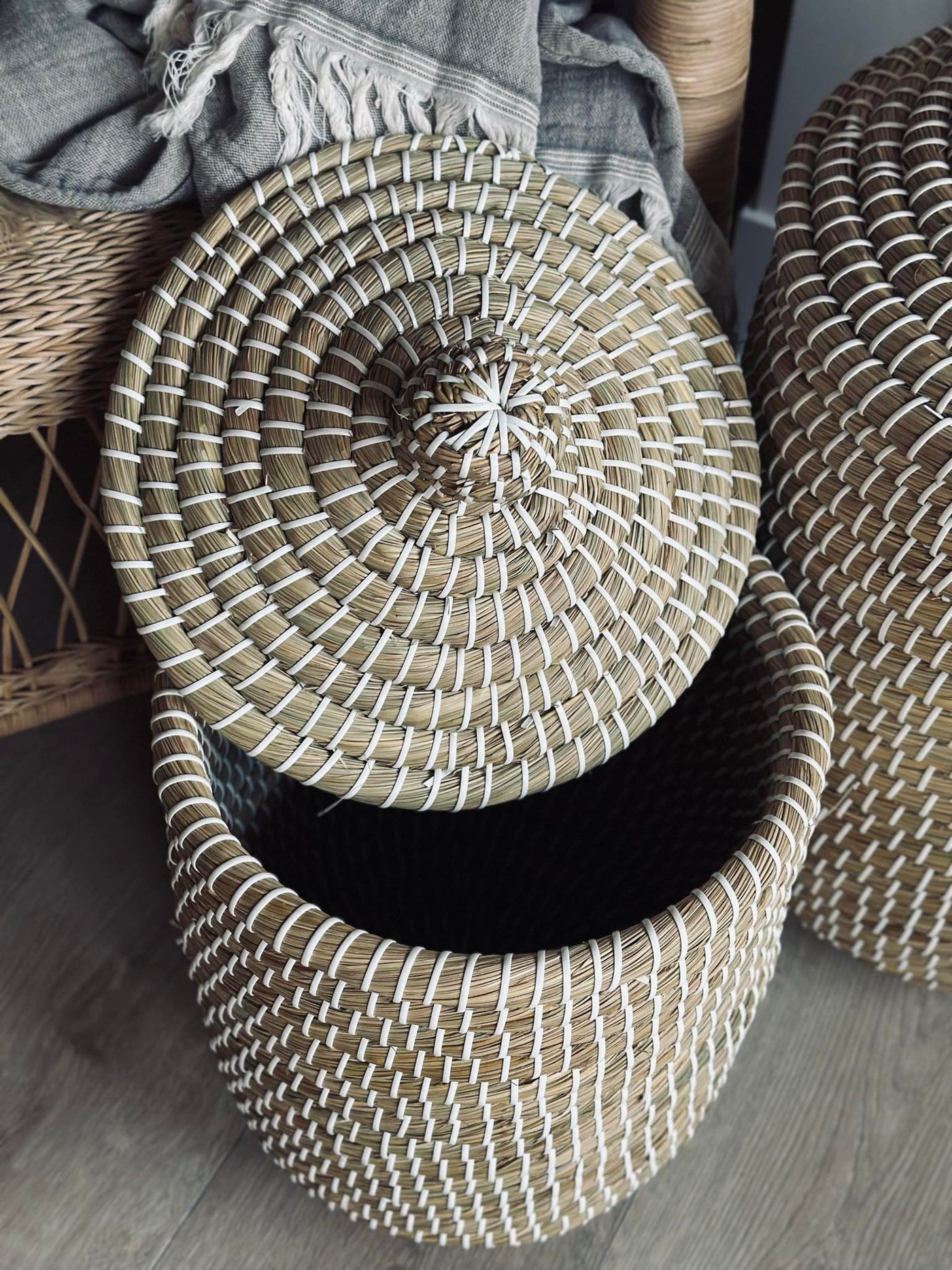 Kurve med Låg i Søgræs | Sæt med 2 Stk | Vanero