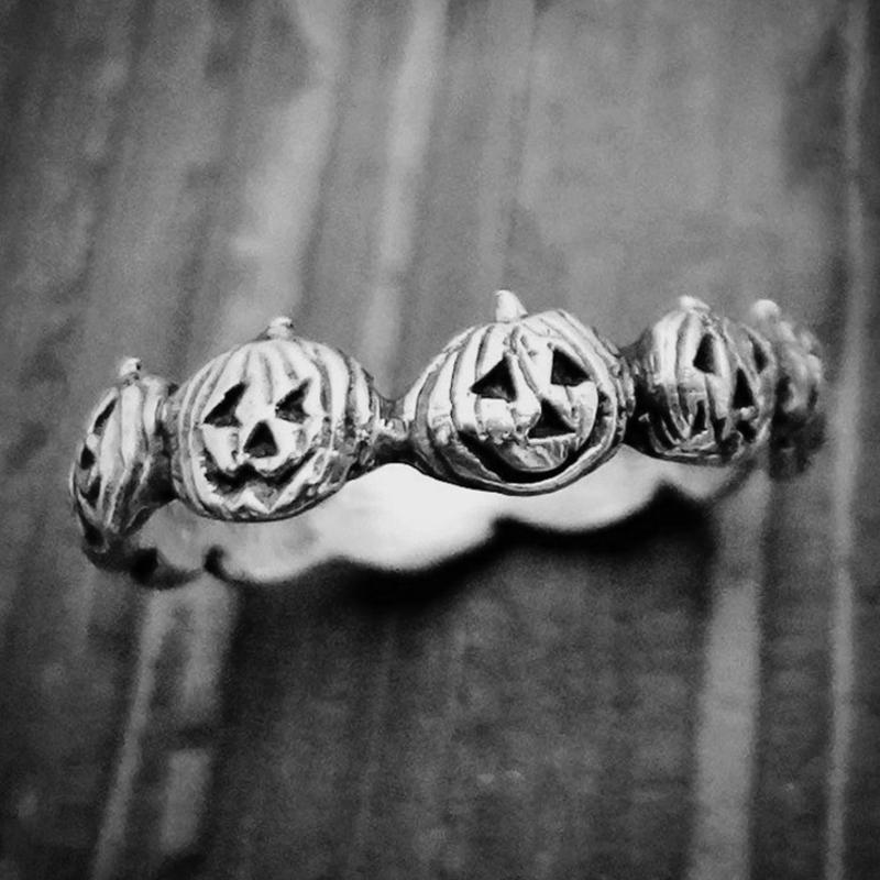 Græskarring Legeringsmetal | Justerbar Pasform Ring | Halloween Inspireret Design Til Temafester & Cosplay | Vanero