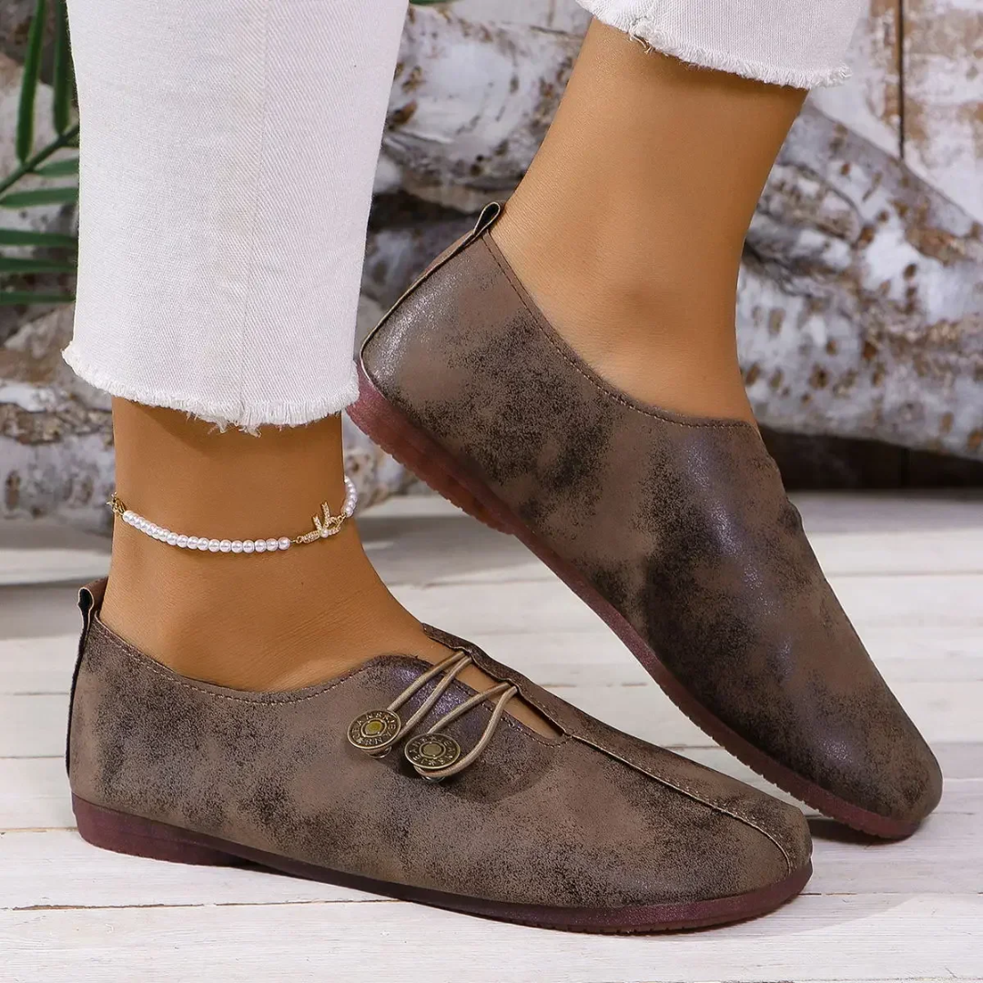 Astrid | Komfortabel Suède Loafer med Antislip Sål l Vanero