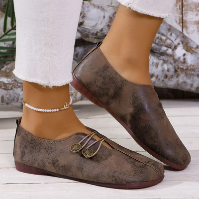 Astrid | Komfortabel Suède Loafer med Antislip Sål l Vanero