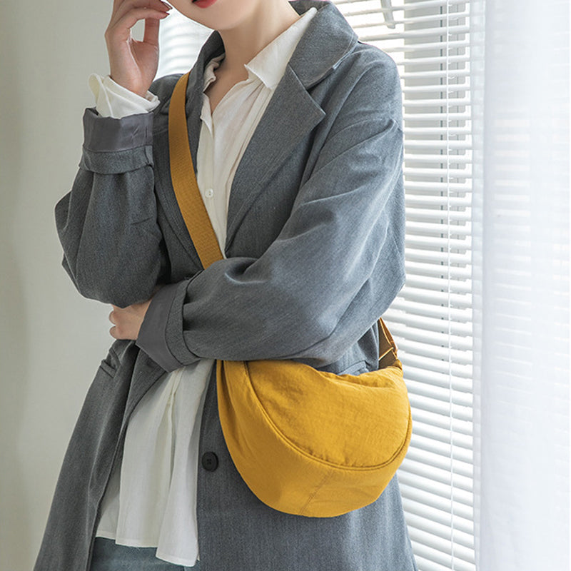 Dame Crossbody Taske i Polyester & Nylon | Justerbar Rem & Flere Lommer | Kompakt Sling Skuldertaske Til Hverdagsbrug | Vanero