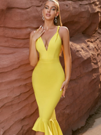 Dame Kjole Polyester Elastanblanding | Bodycon Pasform Minikjole | V-Hals Med Flæsekant Til Sommerbrug & Arrangementer | Vanero
