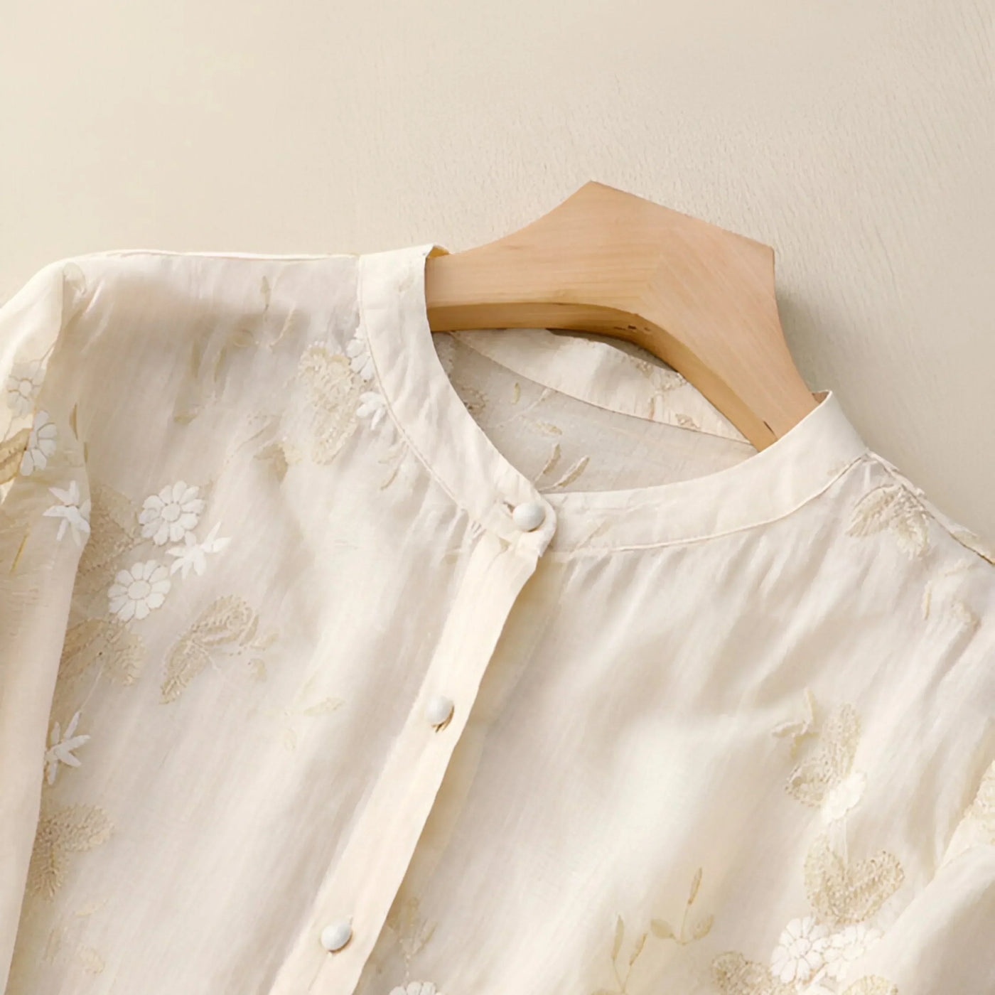 Emma l Let og Elegant Bomuldsbluse l Vanero