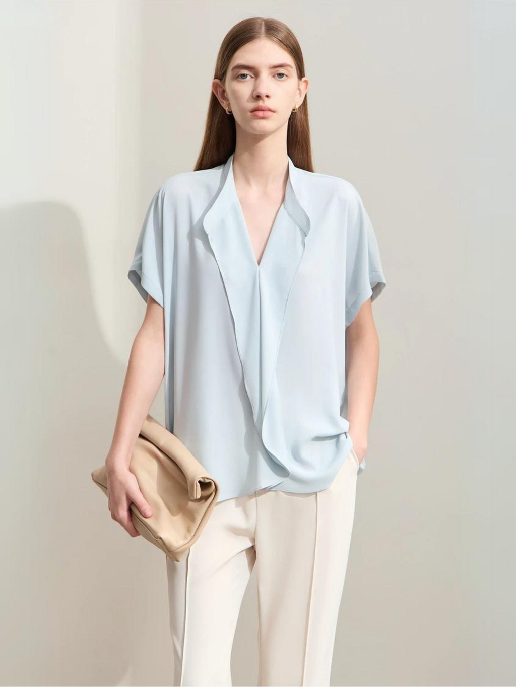 Dame Bluse Polyester Chiffon | Løs Pasform V-Hals Bluse | Kortærmet Design Til Hverdagsbrug | Vanero