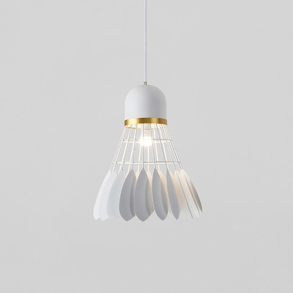 Pendel Loftlampe Med Fjerlag Design | Metalkonstruktion Med E27 Kompatibilitet | Indendørs Belysning Til Stuer Soveværelser Og Lounges | Vanero