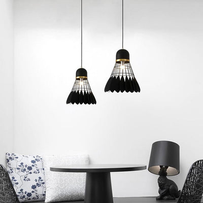 AeroLume | Kunstnerisk Fjer Loftlampe | Vanero