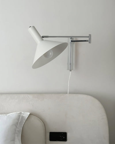 Anvia | Minimalistisk Væglampe med Justerbar Arm til Soveværelse og Stue | Vanero
