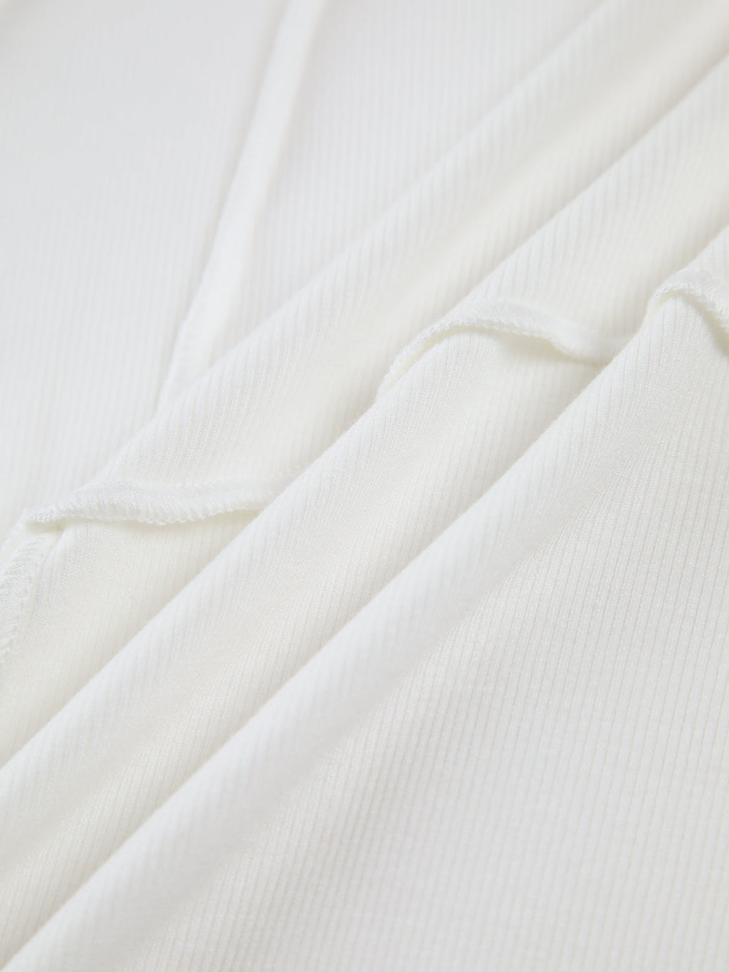 Langærmet T-Shirt Tekstilmateriale | Regular Fit Dametop | Piping-Detaljer til Hverdagsbrug og Lag-På-Lag | Vanero