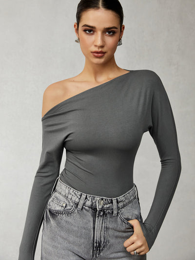 Bluse l med én skulder | Elegant & moderne stil l Vanero