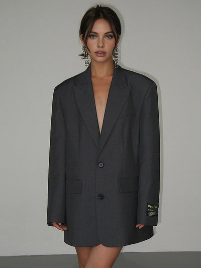 Sophia |  Oversized klassisk blazer med revers, knapper og praktiske lommer | Vanero