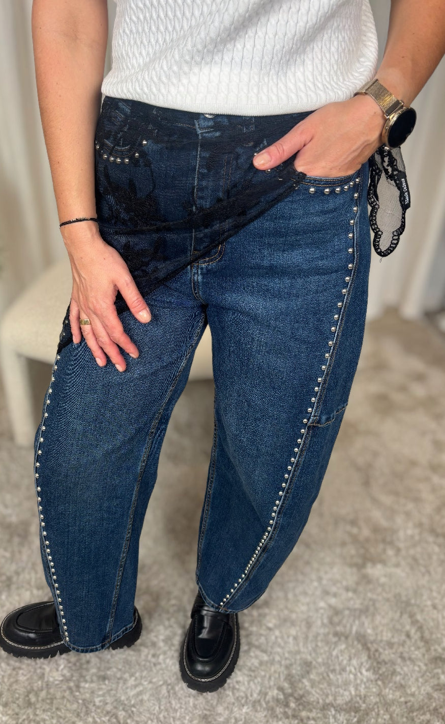 Black Colour Tørklæde - Miriana Traingle Lace | Black | Vanero