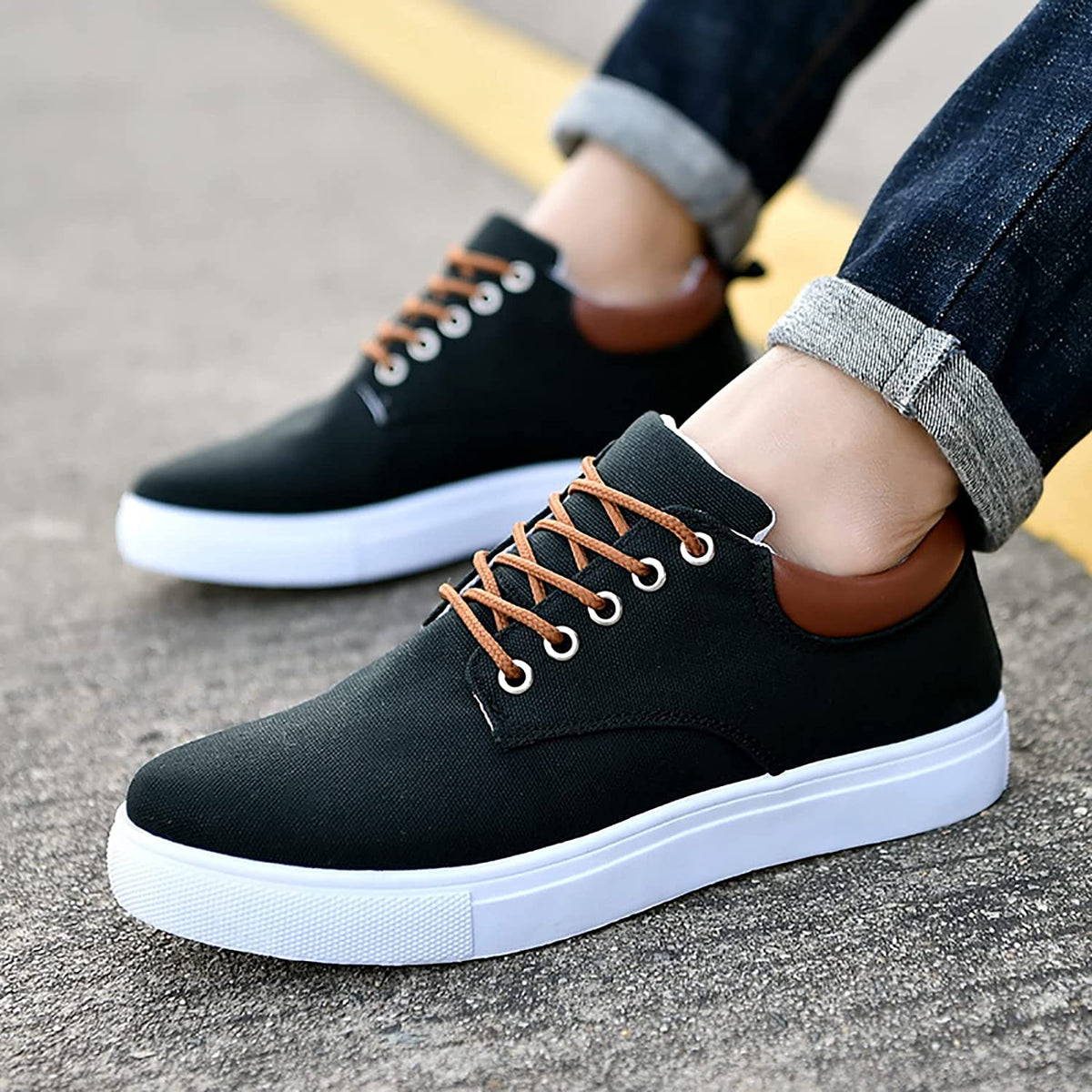 Herre Canvas Sneakers Lav Profil Design | Snørelukket Fritidsfodtøj | Gummisål Til Hverdag & Fritidsbrug | Vanero