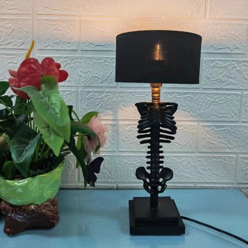 LED Bordlampe Med Skeletdesign | USB Drevet Touchkontrol Konstruktion | Indendørs Accentbelysning Til Reoler Og Skriveborde | Vanero