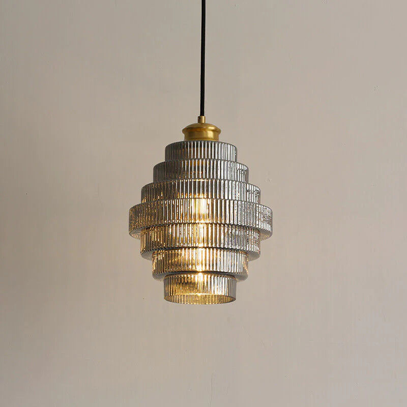 Flaskeformet Pendellampe Med Glasskærm | Loftlampe I Messing Kompatibel Med E27 Pærer | Justerbar Indendørs Belysning | Vanero