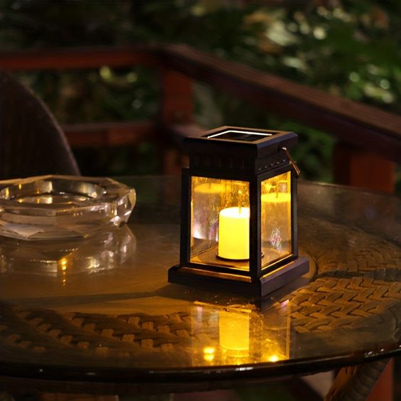 BrillianceGlow | Retro & Elegant Solcellelampe til Haven l Vanero