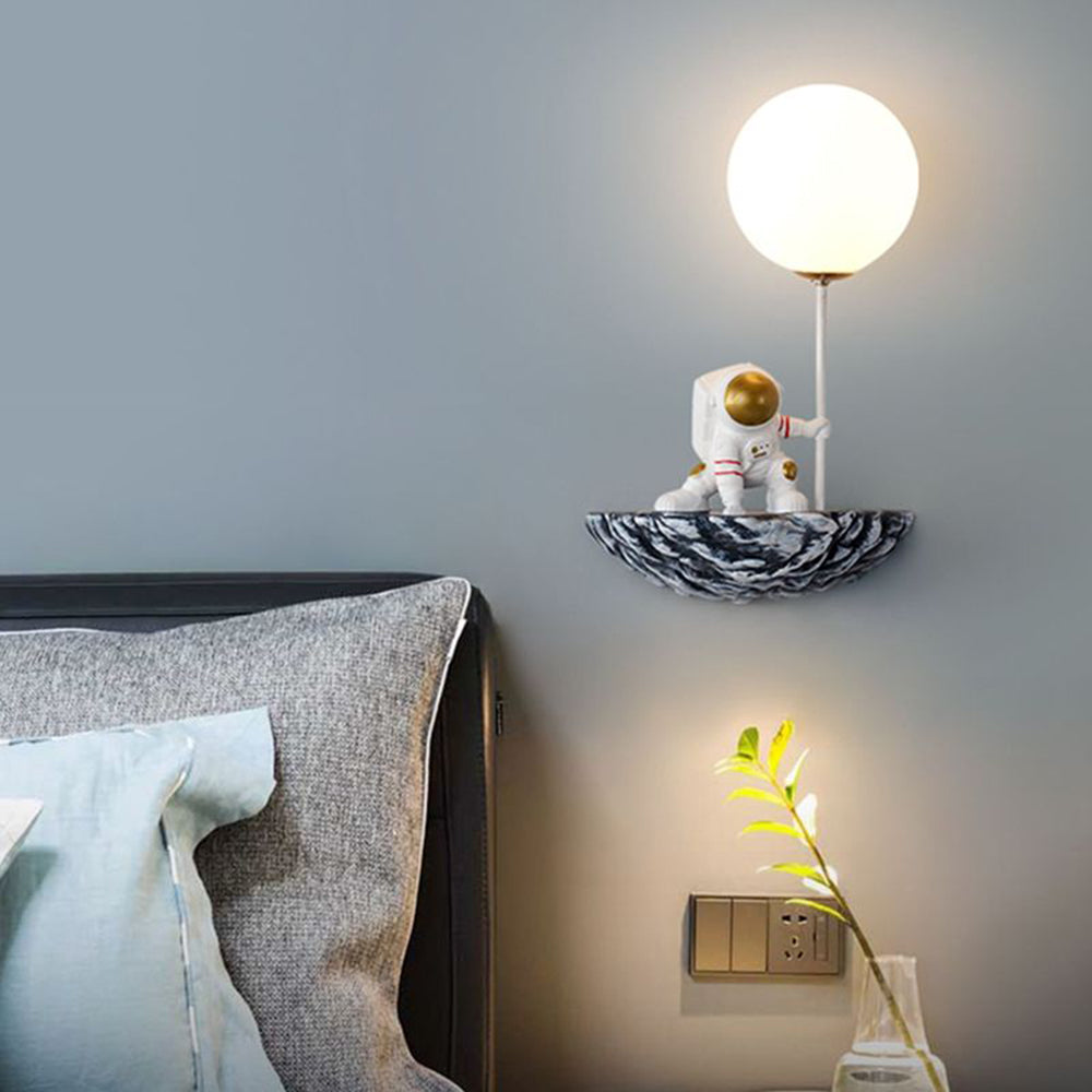 CosmicGlow | Rum-tema Væglampe | Vanero