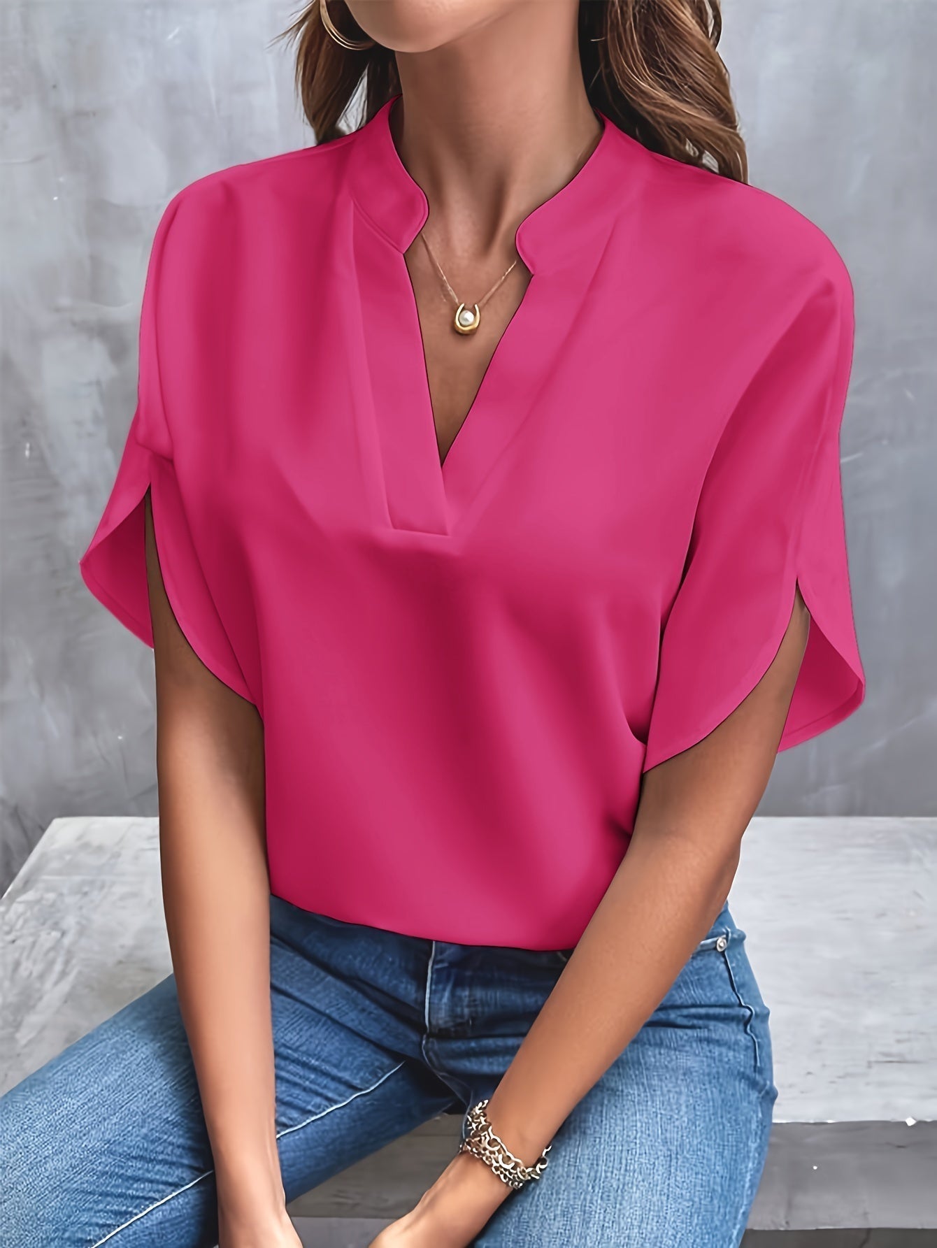 Modure Tekstilmateriale | Regular Fit Damebluse | Enkel Konstruktion til Hverdagsbrug & Fritidsaktiviteter | Vanero