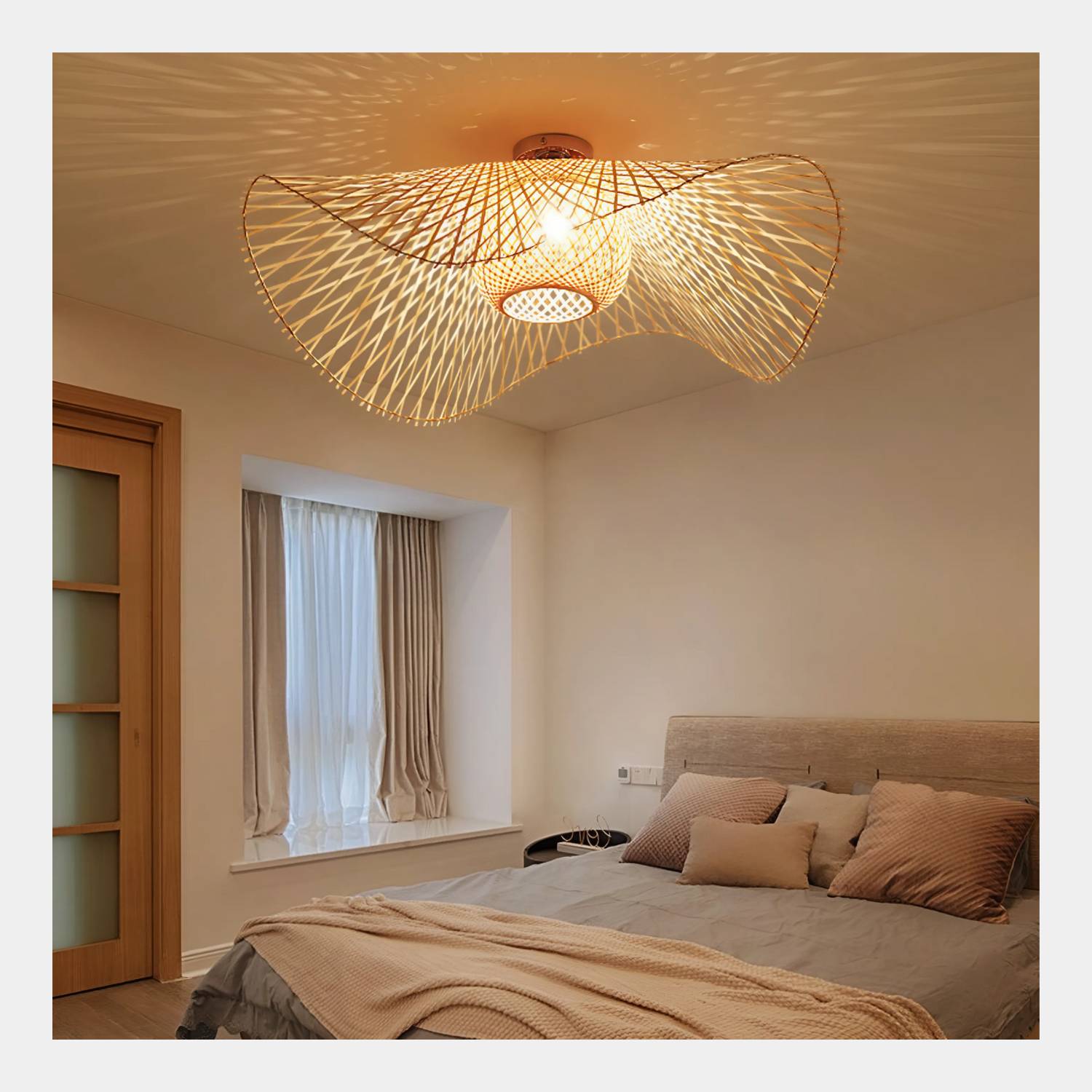 Pendellampe i Bambus med Vævet Skærm | E27 Loftlampe til Indendørs Brug | Japansk-Inspireret Belysning | Vanero