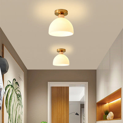 Moderne l loftslampe i mælkehvidt glas l Vanero