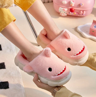 SharkySlides l hai-pantofler l Vanero