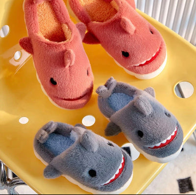 SharkySlides l hai-pantofler l Vanero